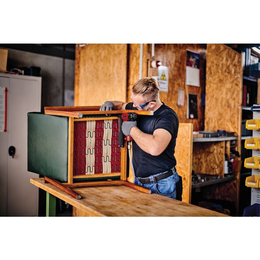 1HP 24 Litre 8 Bar Silent Oil Free Compressor