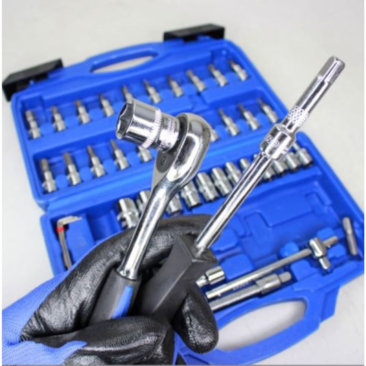 46 Piece 1/4in Drive Metric Socket & Bit Socket Set