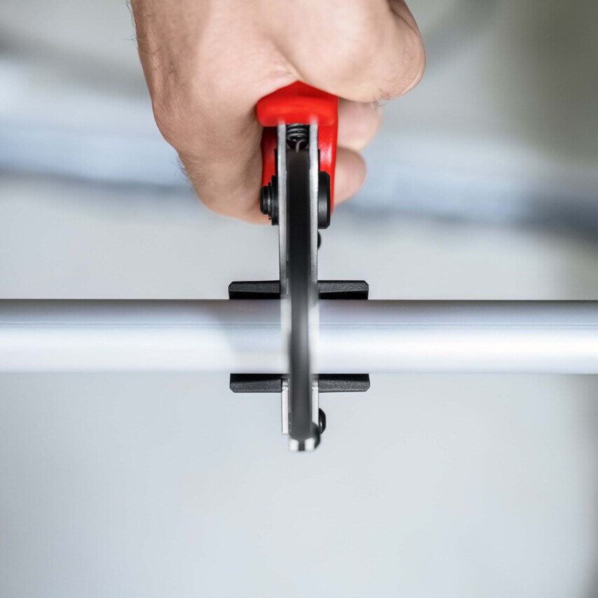 90 25 25 Pipe Cutter with Multi-Component Grips 210 mm