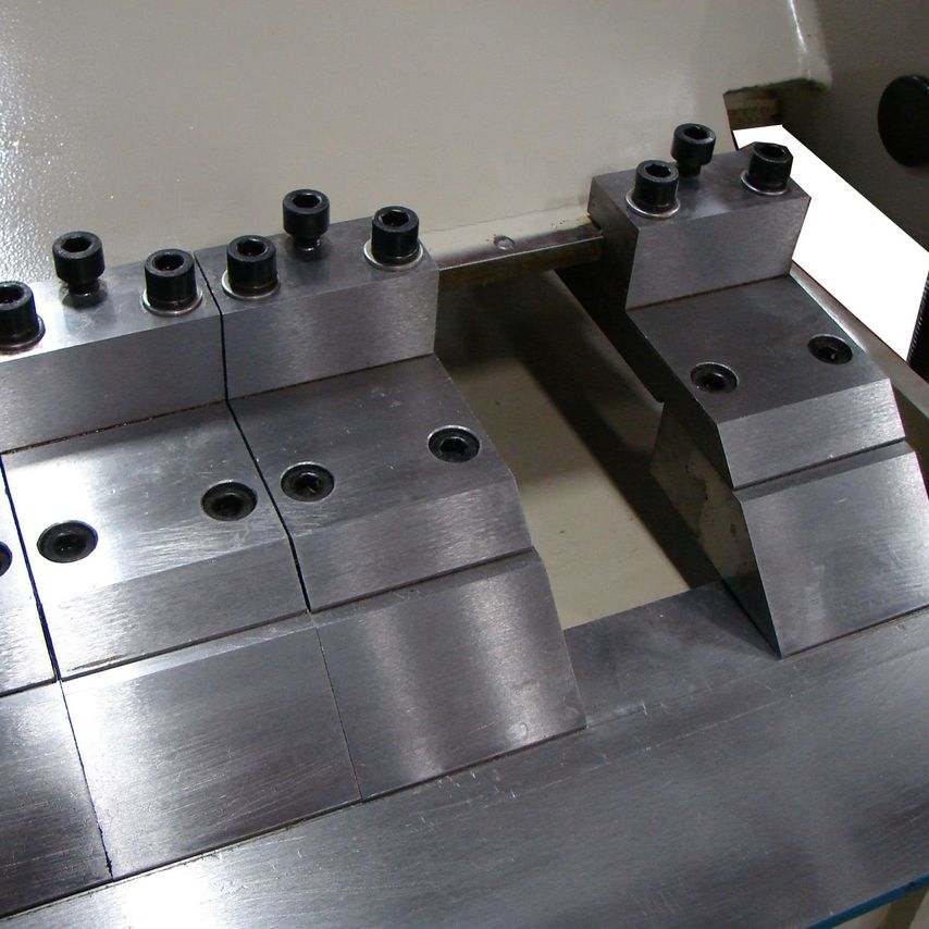 BB-4814 Box & Pan Folder