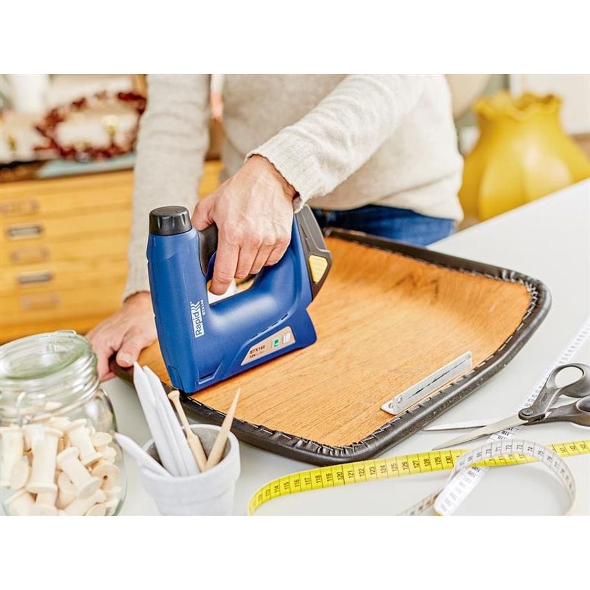 BTX140 Stapler / Nailer 1 x 7.2V Li-ion RPD5001388