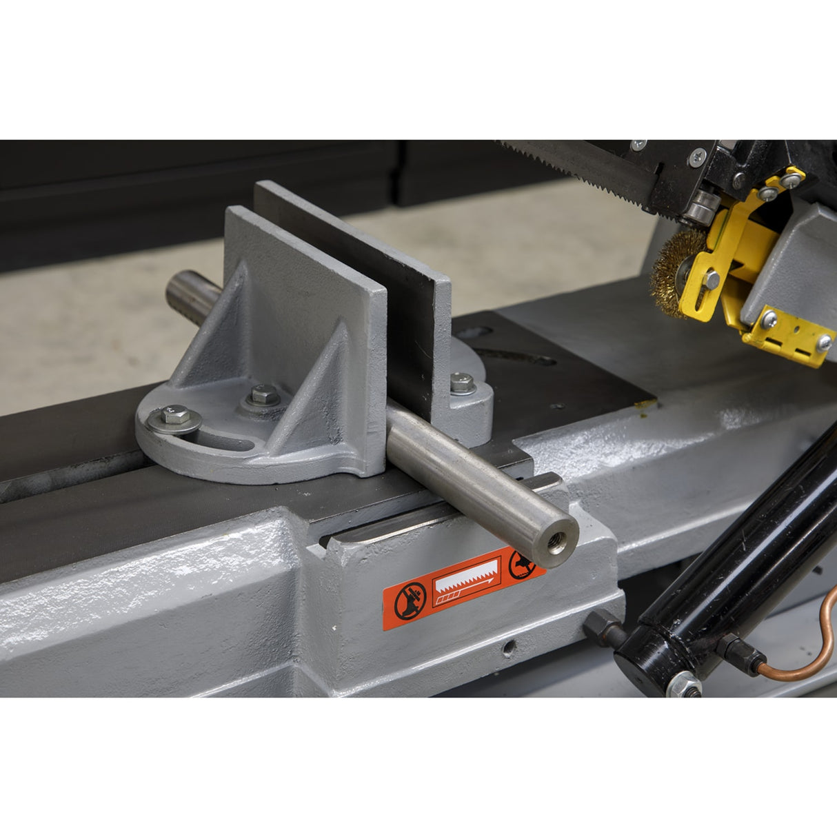 Bandsaw 300MM Horizontal Hydraulic Arm