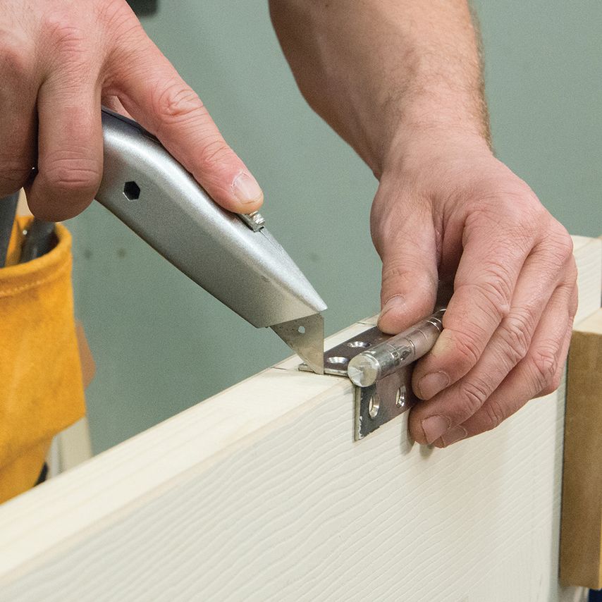 Contoured Retractable Trimming Knife 180mm