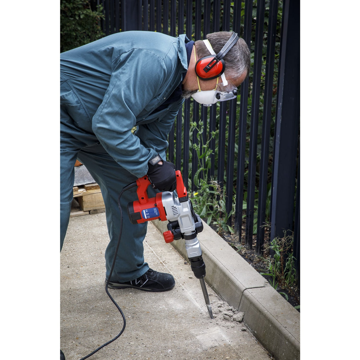 Demolition Breaker Hammer 1300W