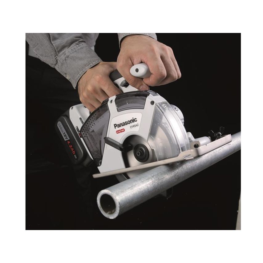 EY45A2XM Metal Circular Saw 135mm 18V Bare Unit PAN45A2XM32