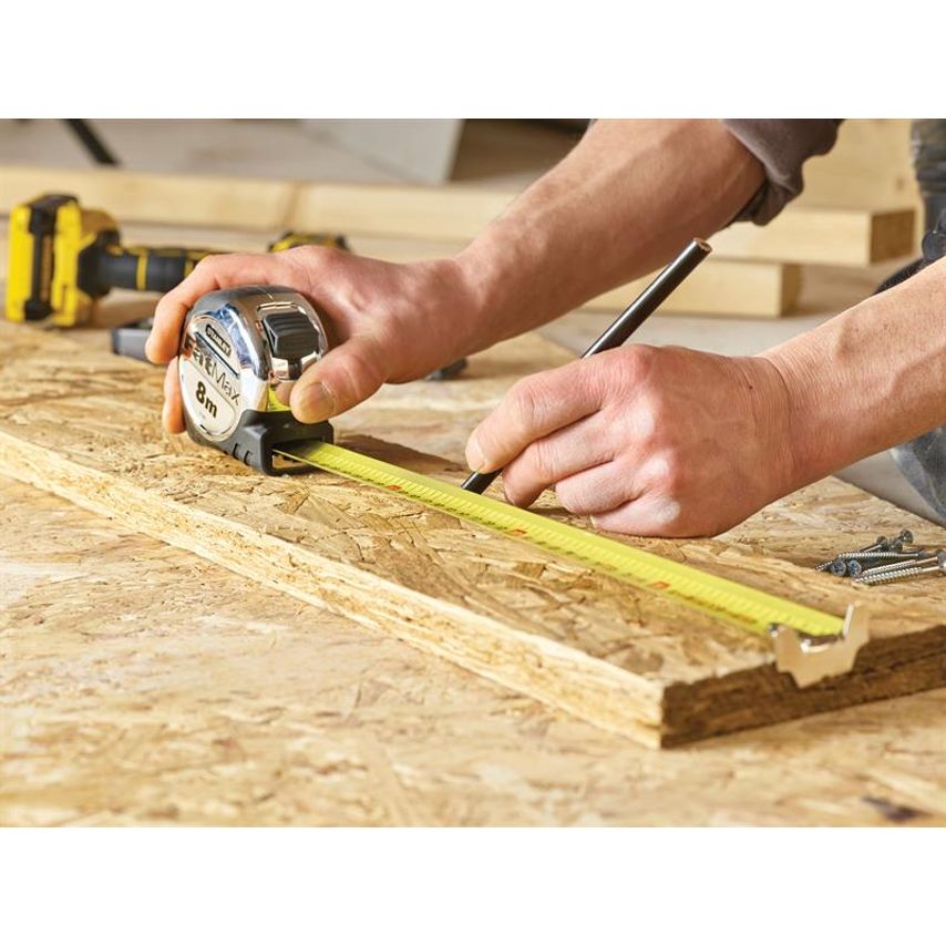 FatMax Pro Pocket Tape 8m (Width 32mm) (Metric only) STA033892