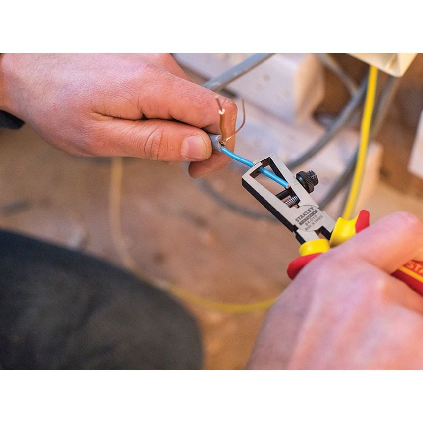 FatMax Wire Stripping Pliers VDE 170mm STA084010