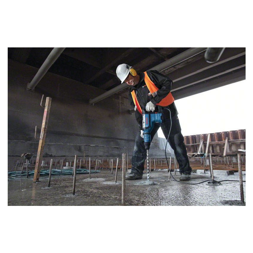 GBH 8-45 D SDS-Max 2 Mode Rotary Hammer Drill in Carry Case with Accessory Set 110V - 0 611 265 160