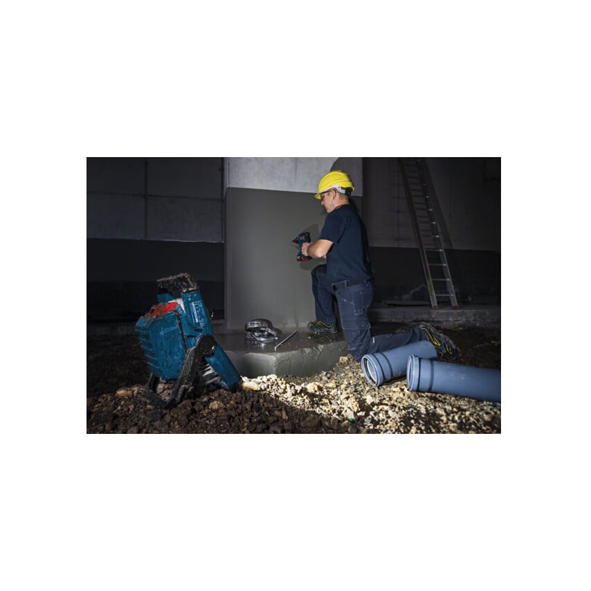 GLI 18V-2200 C Floodlight, Bare Carton