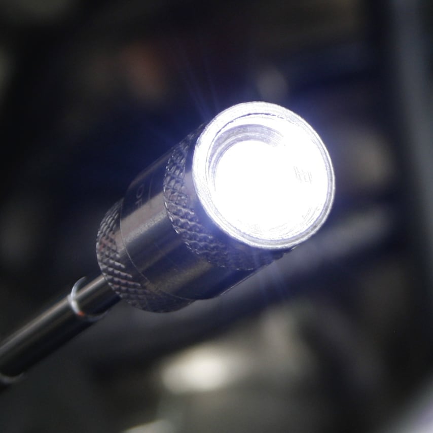 Heavy Duty Magnetic Pick-up Tool with LED 3.6kg Capacity