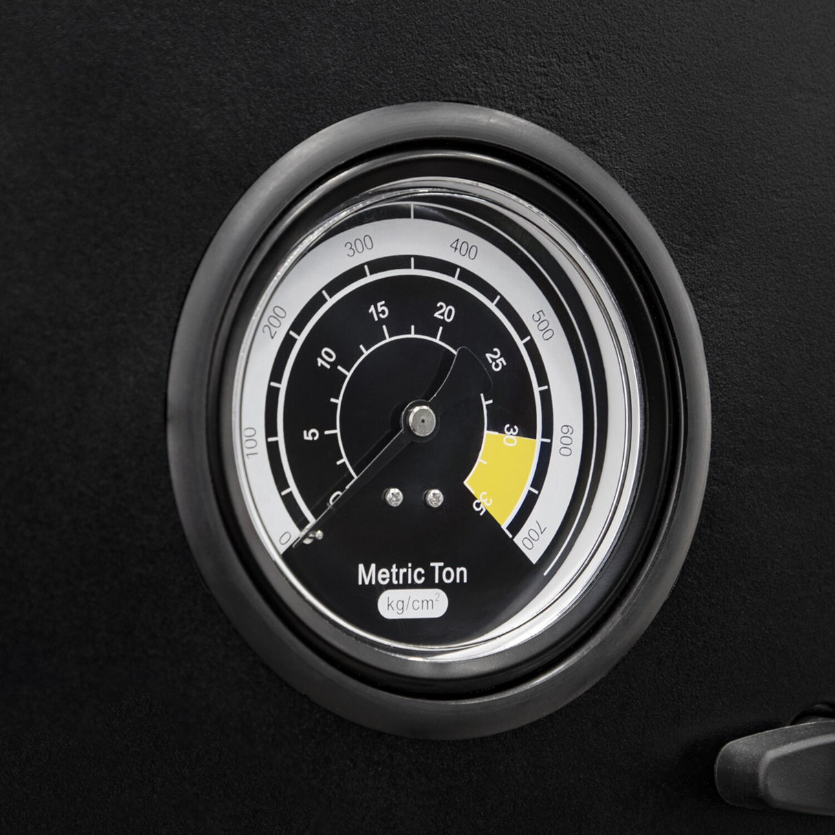 Hydraulic Press 30 Tonne Floor Type