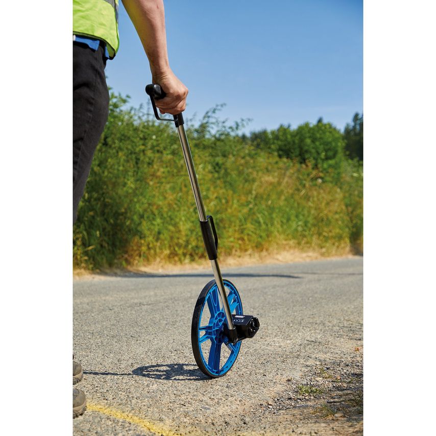 Measuring Wheel with Adjustable Handle
