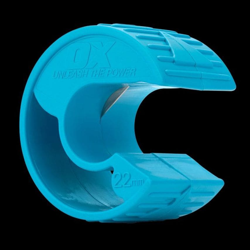 OX Pro Polyzip Plastic Pipe Cutter 22mm