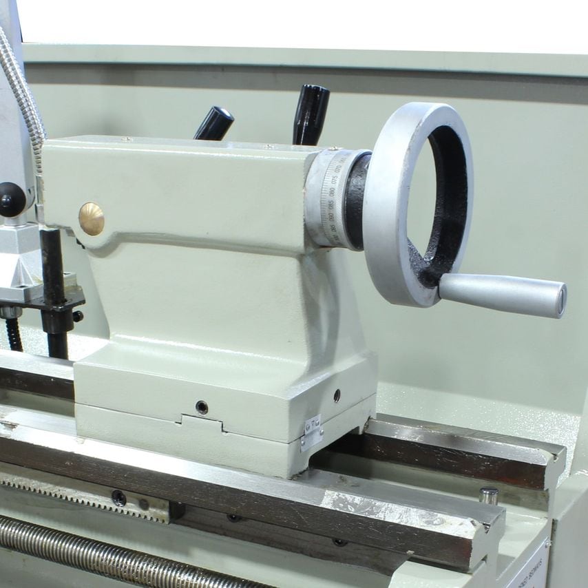 PL-1340E Economical Precision Lathe