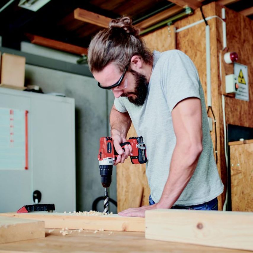 Pxc 18v Combi Drill Kit 1.5ah