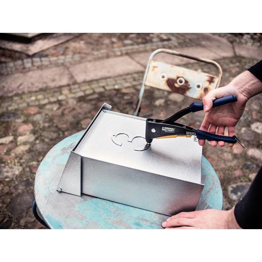 RP40 MULTI Hand Riveter in Case RPD5001127