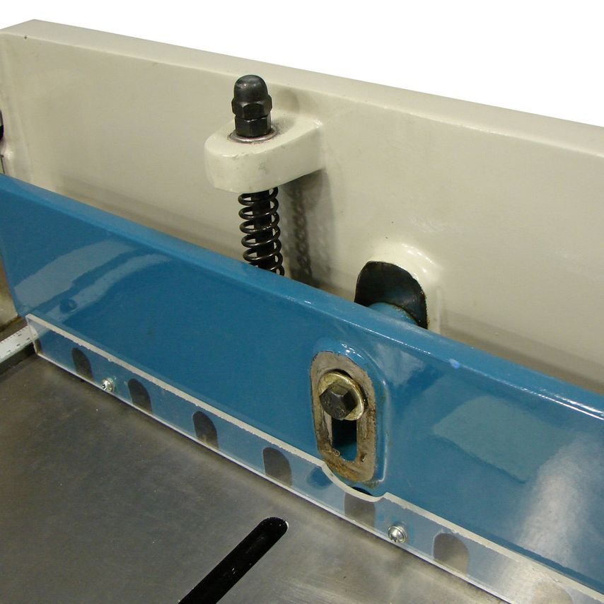 SF-5216E Manual Foot/Treadle Guillotine