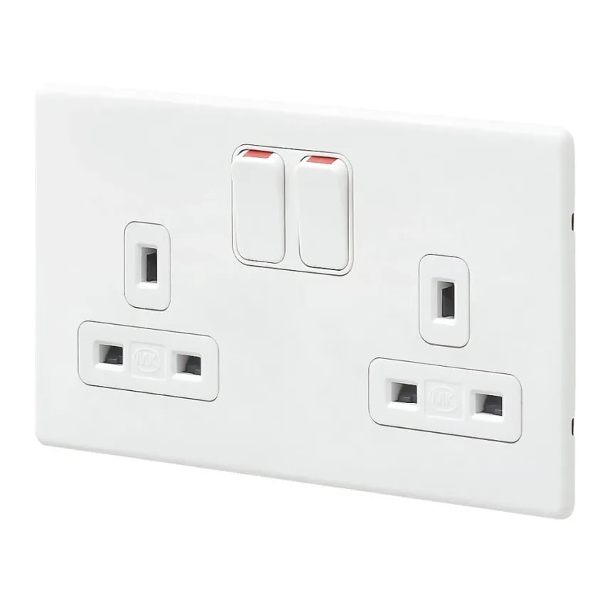 Socket 2Gang Switched Double Pole White White Inserts