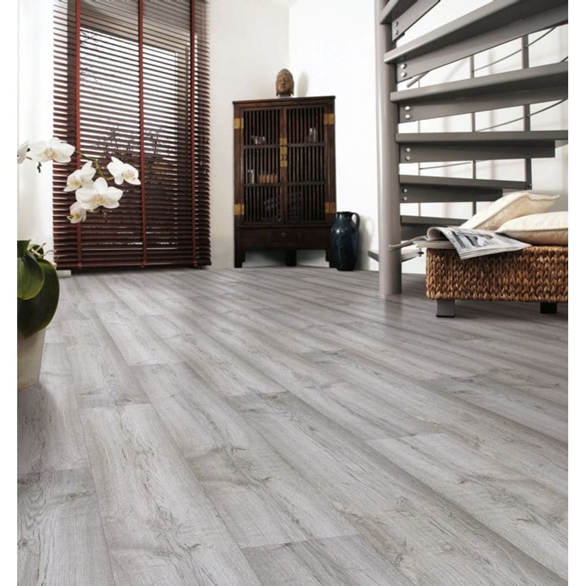 Supernatural Dartmoor Oak Laminate Flooring 2.22m2