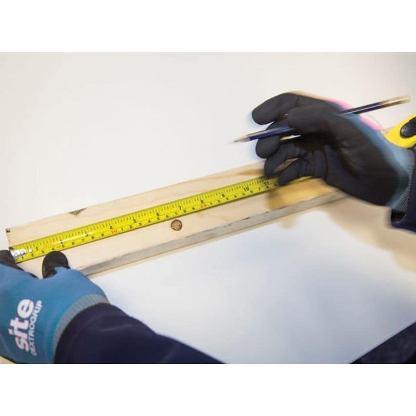 Tape 5m (12 Piece Display) B/S33012