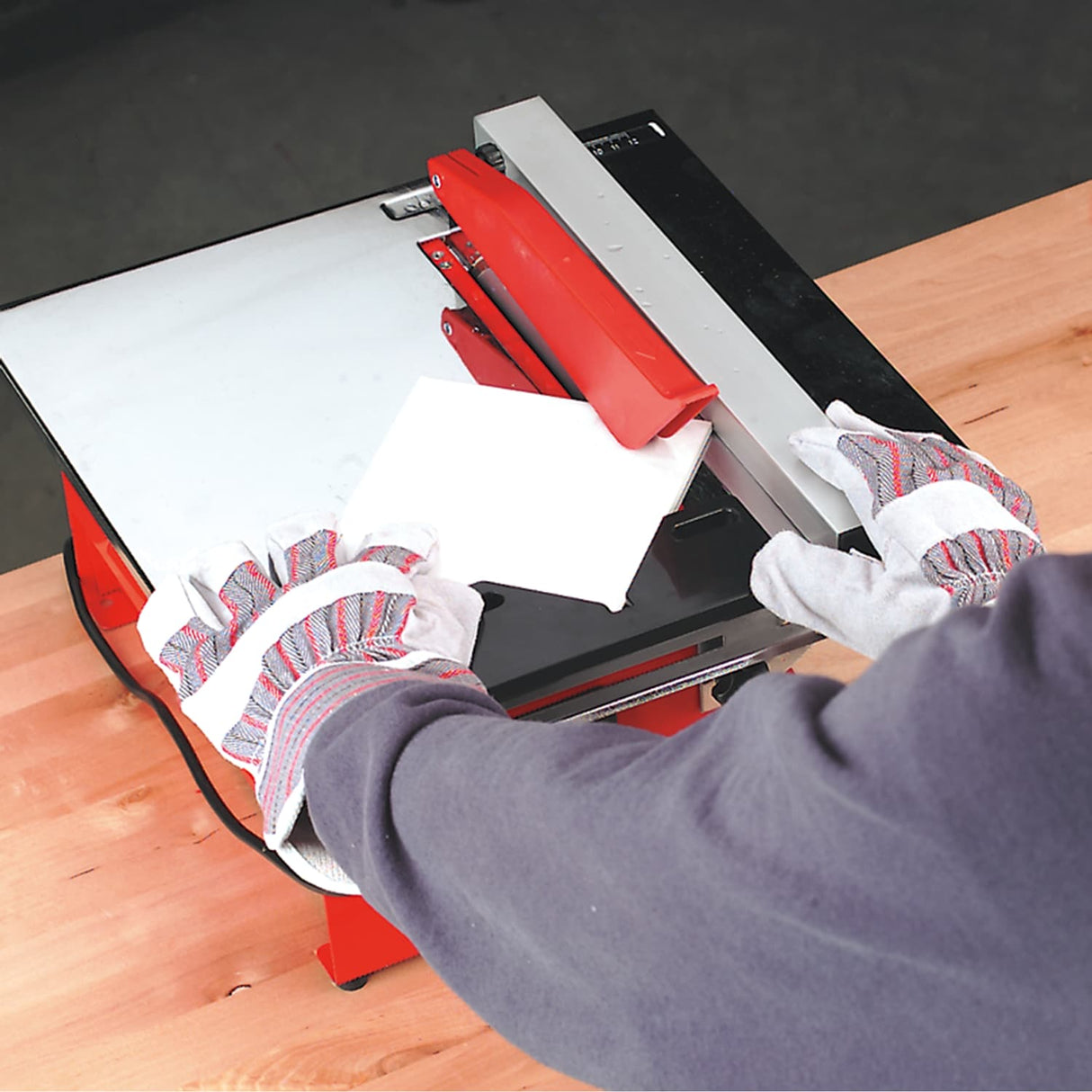 Tile Cutter 180MM 230V