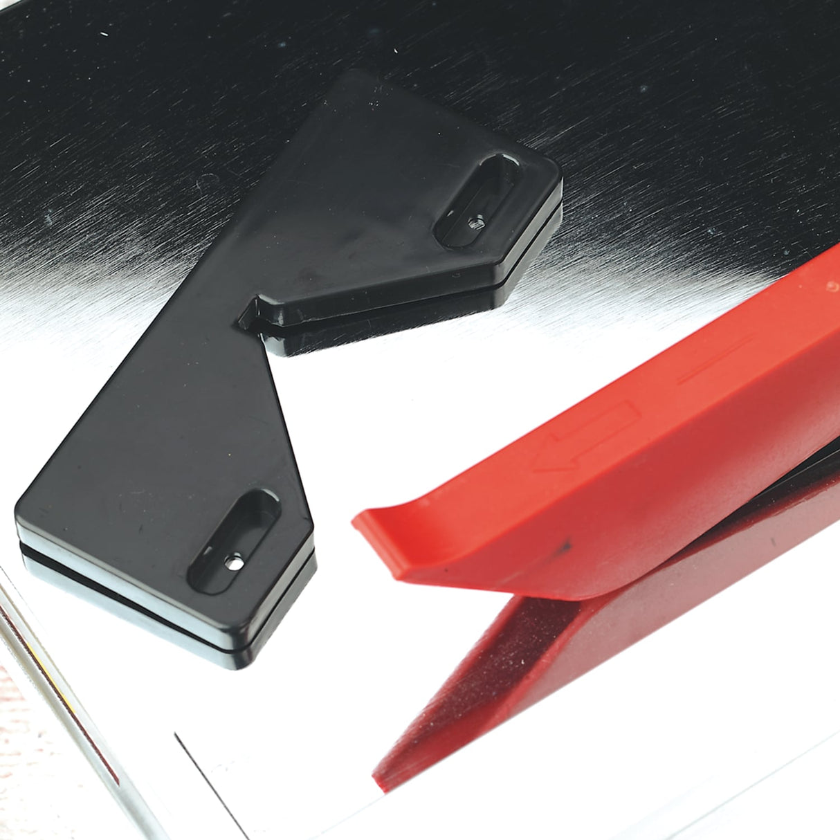 Tile Cutter 180MM 230V