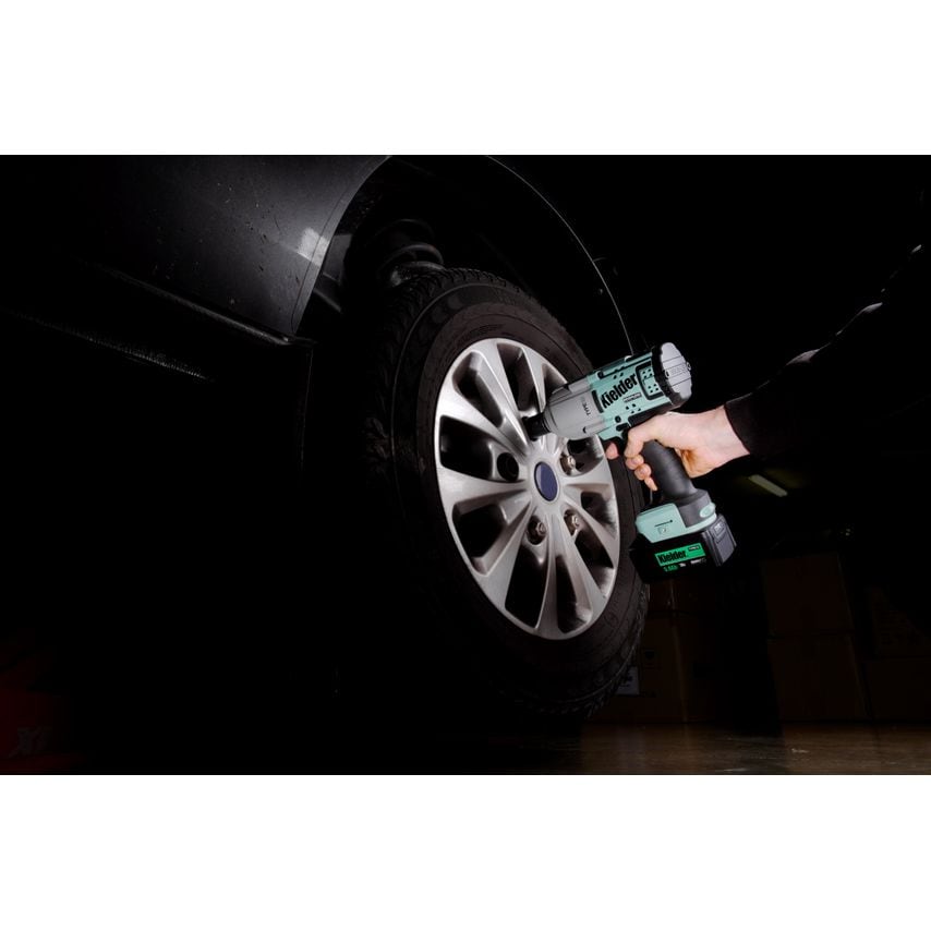 1/2" 18V Li-ion TYPE18 High Torque Impact Wrench Bare