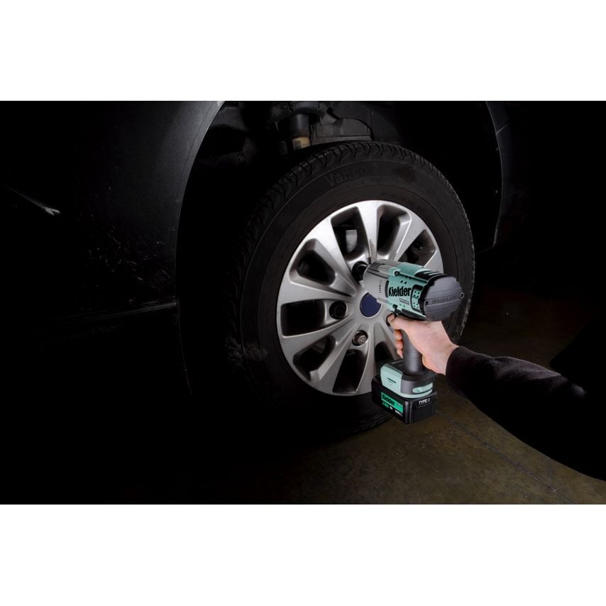 1/2" 18V Li-ion TYPE18 High Torque Impact Wrench Bare