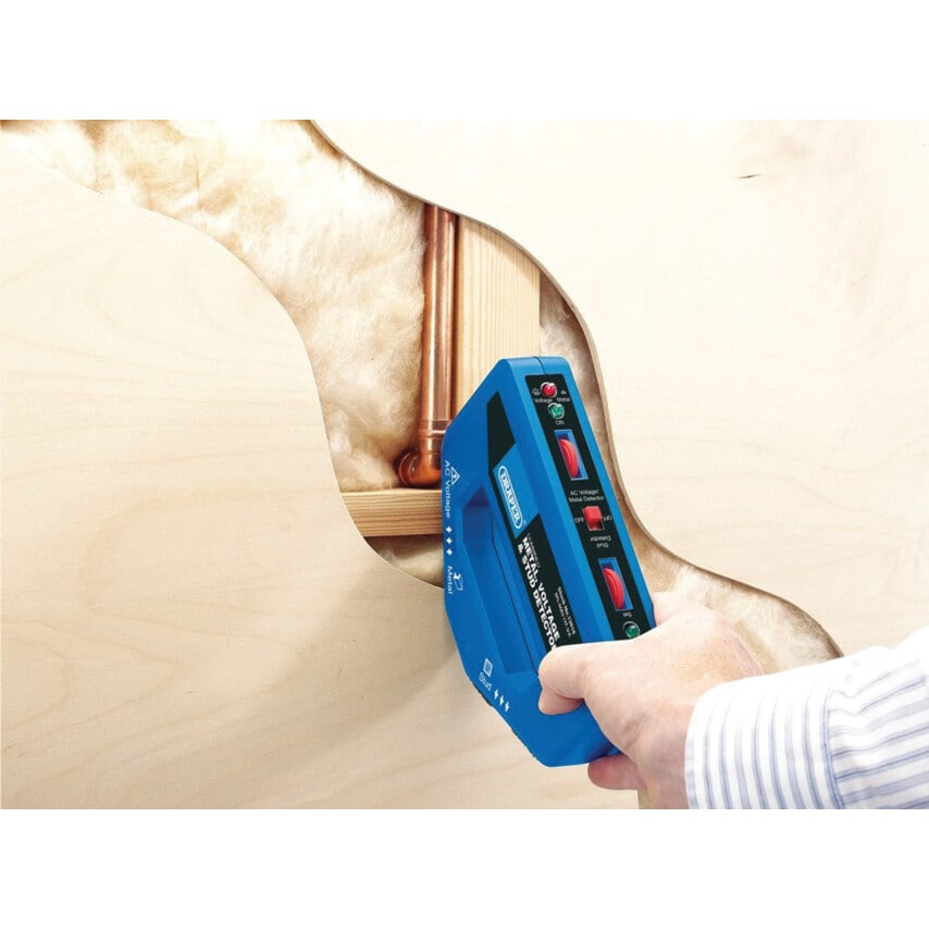 13818 METAL-VOLTAGE-STUD DETECTOR