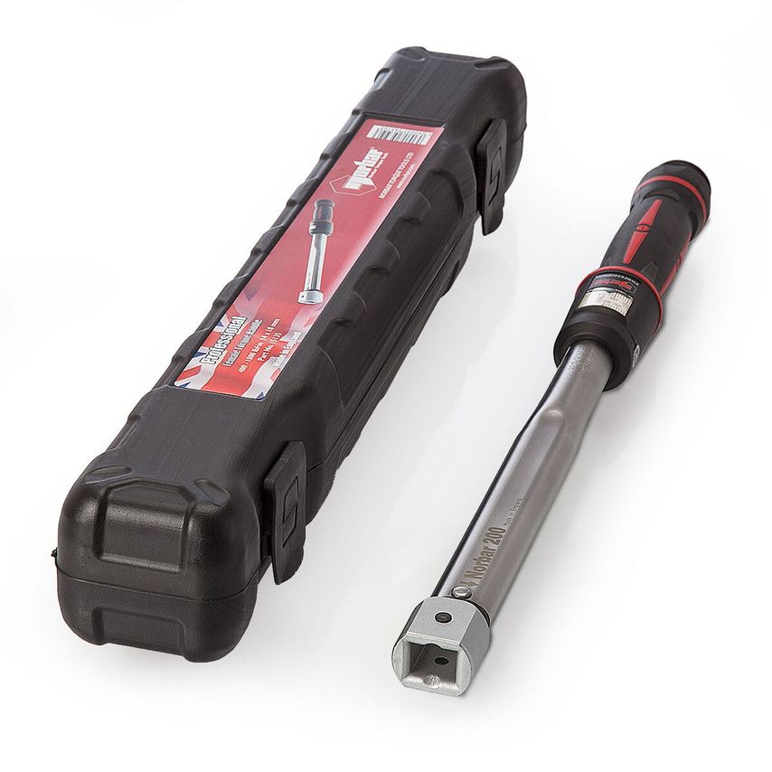 15135 Model 200 Female Torque Handle Pro 14 x 18mm Drive, 400 - 1800 Lbf.in