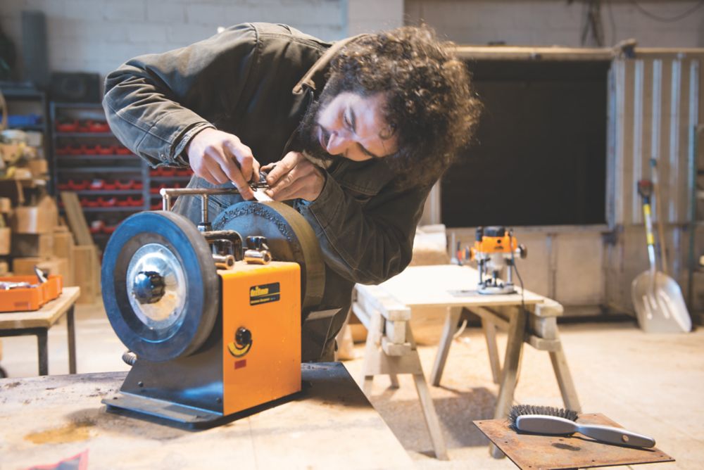 Triton TWSS10 250 / 230mm  Electric Whetstone Sharpener 240V