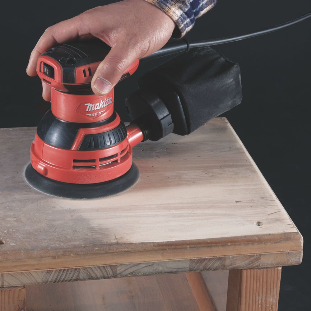 Makita M9204 125mm  Electric Random Orbit Sander 240V