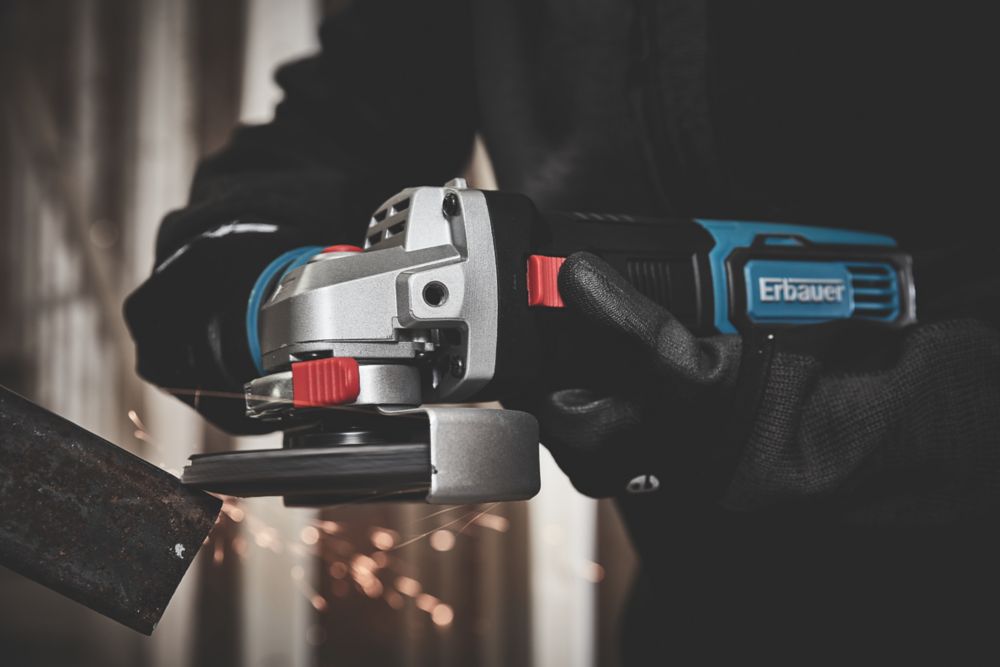 Erbauer EAG18-Li 18V 1 x 4.0Ah Li-Ion EXT 4 1/2" Brushless Cordless Angle Grinder
