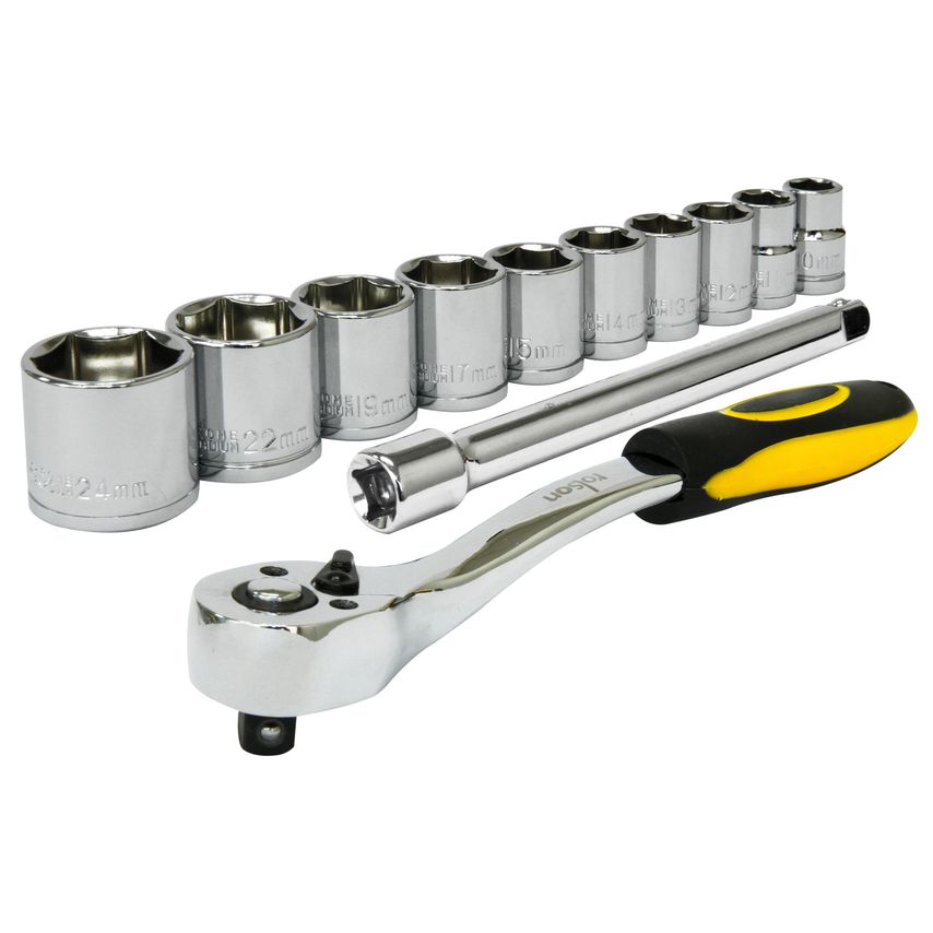 3/8" Ratchet Handle & Sockets