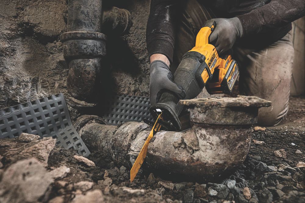 DeWalt DCS389N-XJ 54V Li-Ion XR FlexVolt Brushless Cordless Reciprocating Saw - Bare