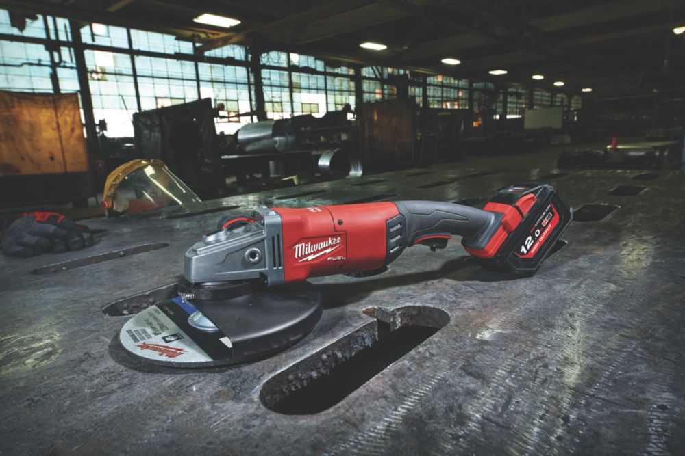 Milwaukee M18FLAG230XPDB-0C 18V Li-Ion RedLithium High Output 9" Brushless Cordless Angle Grinder - Bare