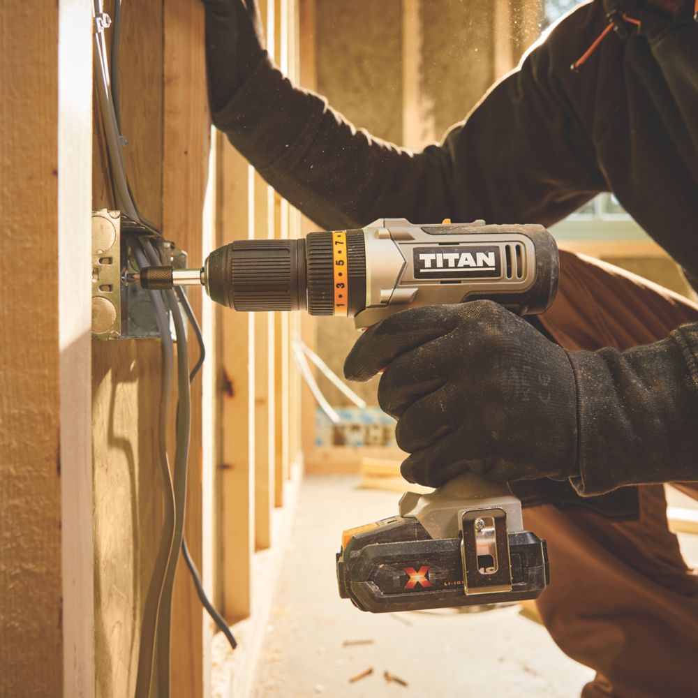 Titan TTI884COM 18V 2 x 2.0Ah Li-Ion TXP  Cordless Combi Drill