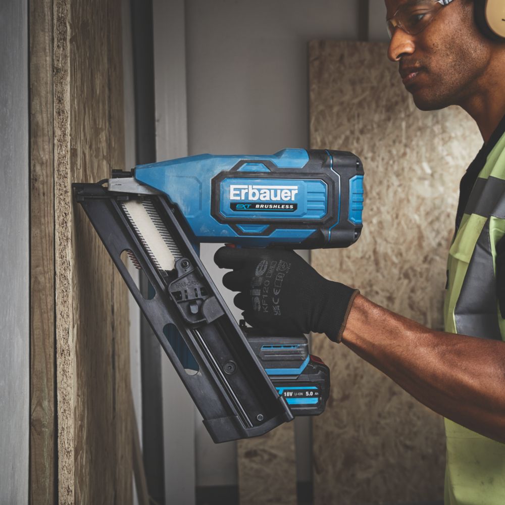 Erbauer  90mm 18V Li-Ion EXT Brushless First Fix Cordless Nail Gun - Bare