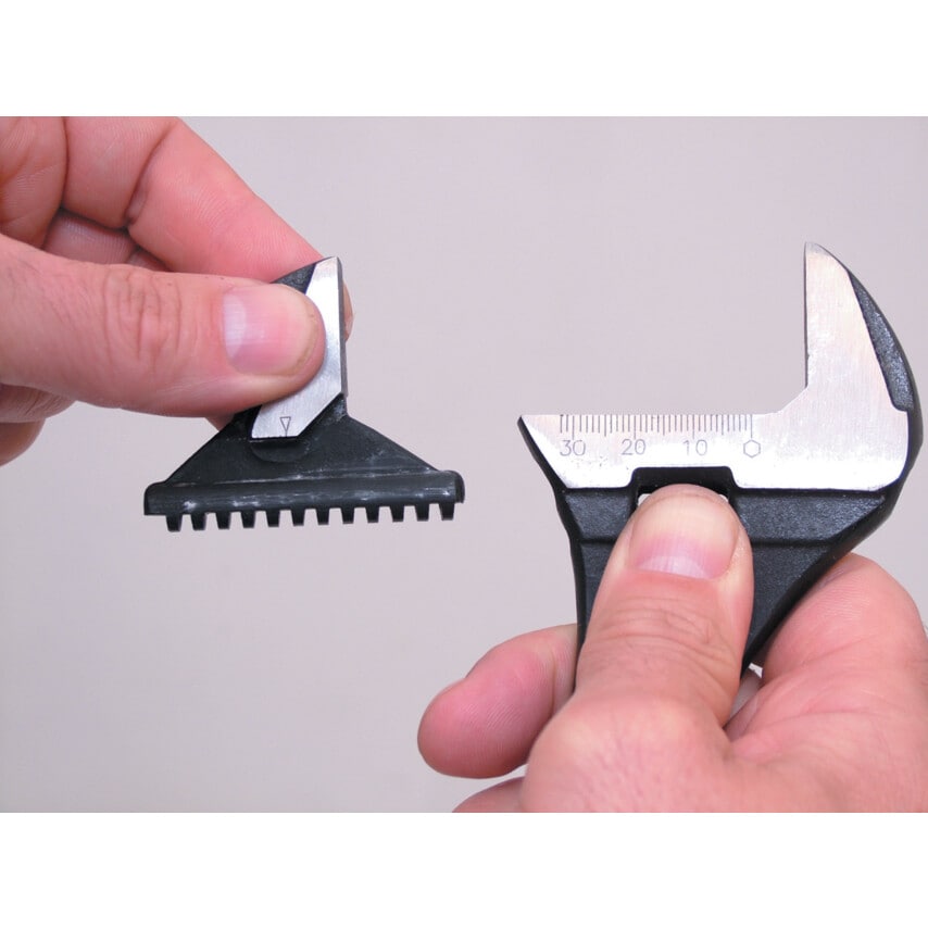 Adjustable Spanner, Steel, 10in./250mm Length, 30mm Jaw Capacity