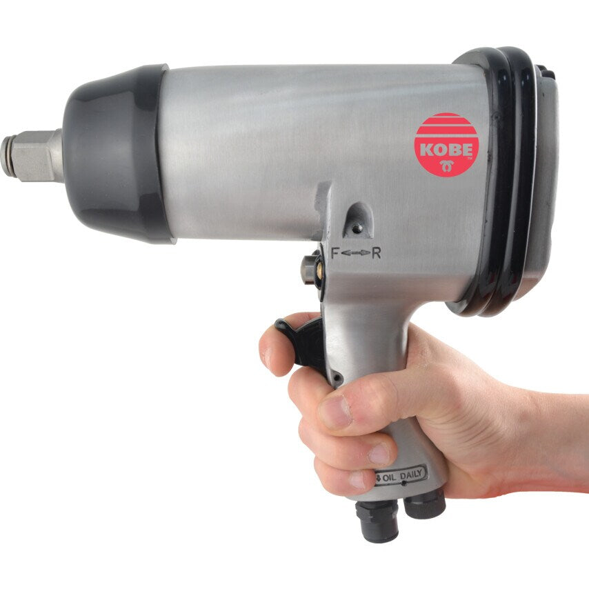 B826024300 Cylinder