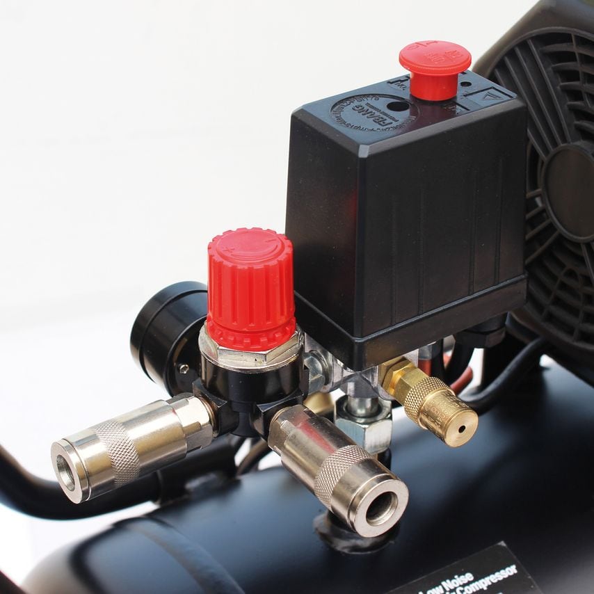 DD 2HP 24 Liter Low Noise Oil-Free Direct Drive Compressor