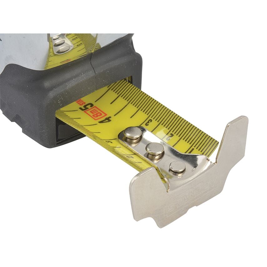 FatMax Pro Pocket Tape 8m (Width 32mm) (Metric only) STA033892