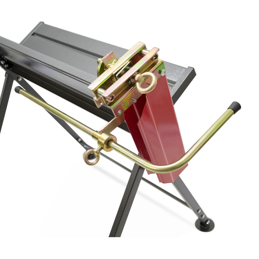 Foldable Saw Horse with Chainsaw Support