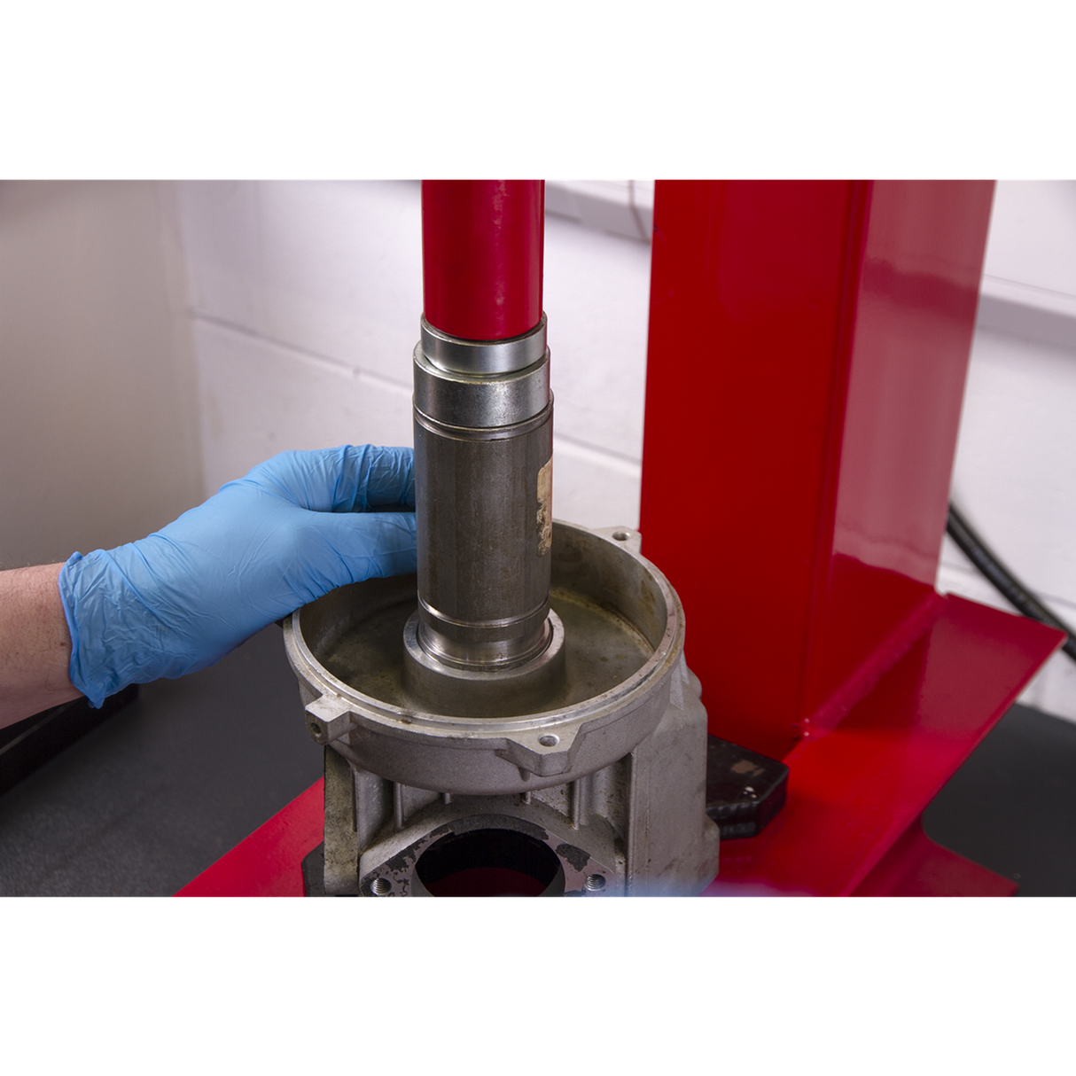 Hydraulic Press 10-Tonne Bench 'C' Type