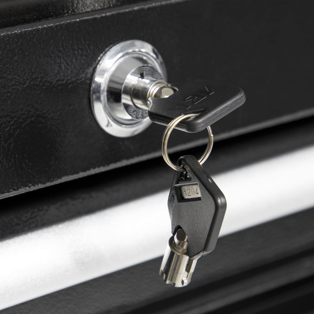 Topchest 8 Drawer 915mm Heavy Duty Black