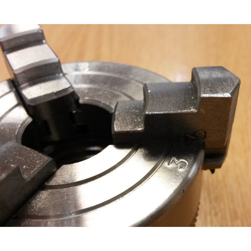 W810 2'' Diameter, 3 Jaw, Lever Scroll Chuck